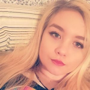 Meet your Posher, Bella